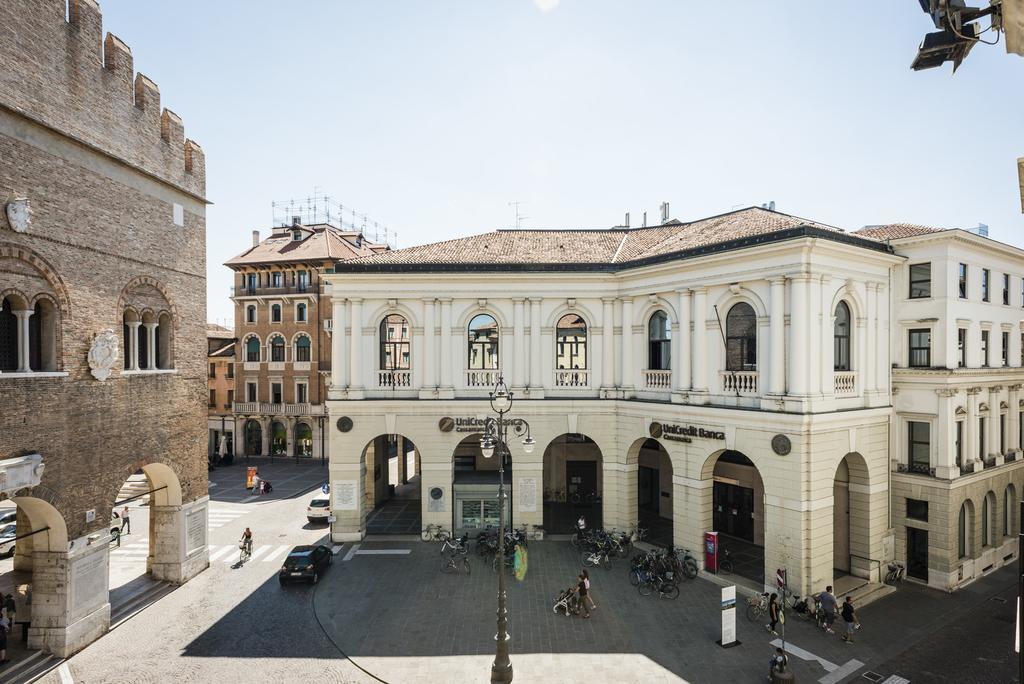 Myplace Piazza Dei Signori Apartments Тревизо Экстерьер фото