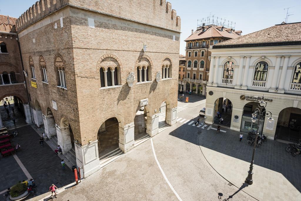 Myplace Piazza Dei Signori Apartments Тревизо Экстерьер фото